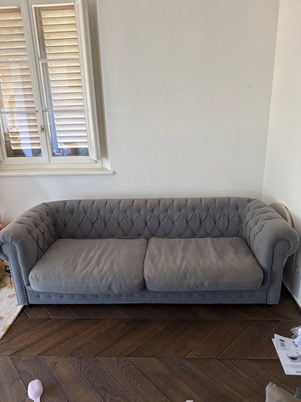 Chesterfield sofa, grey